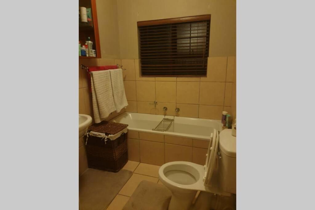 Plush Private Home Polokwane Ngoại thất bức ảnh